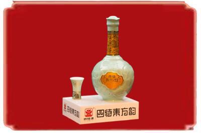 重庆巫山县烟酒回收四特酒.jpg